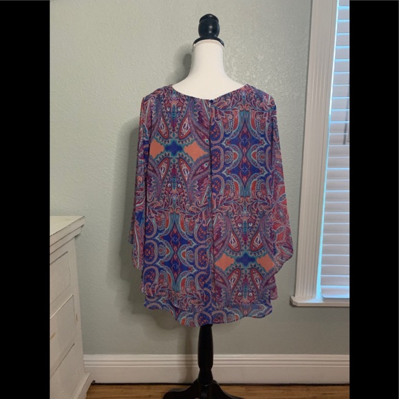 Boutique Multi-Colored Floral Blouse - Picture 3 of 5
